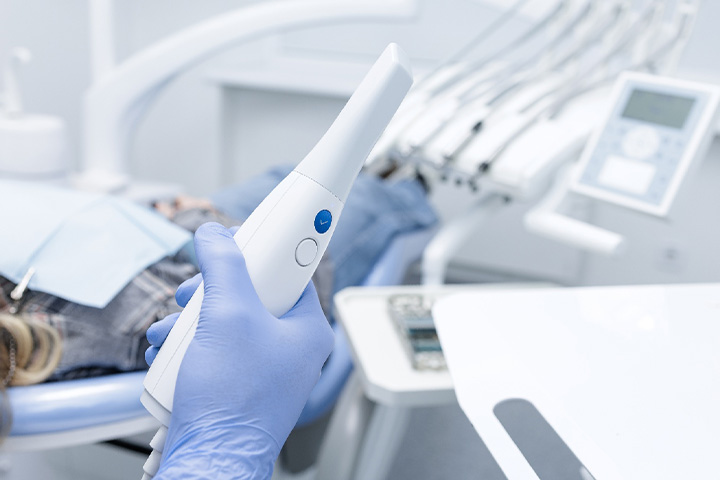 A scanner used for digital dental impressions.